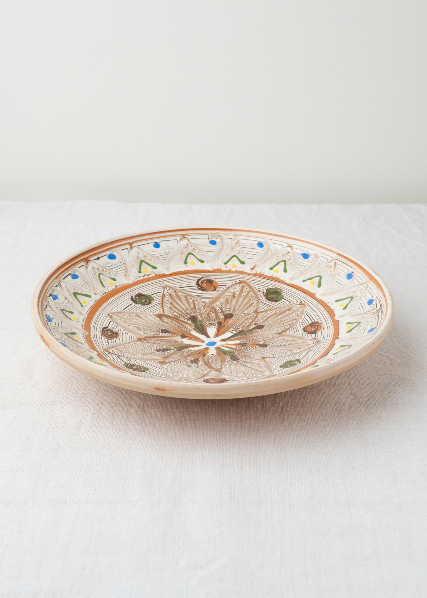 Horezu Deep Plate - Ecru/Tan/Sage