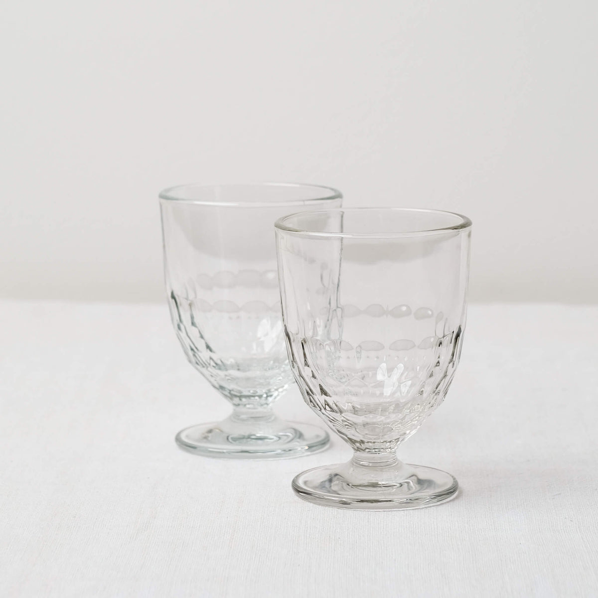 Lens Bistro Wine Glass - Adorn Goods
