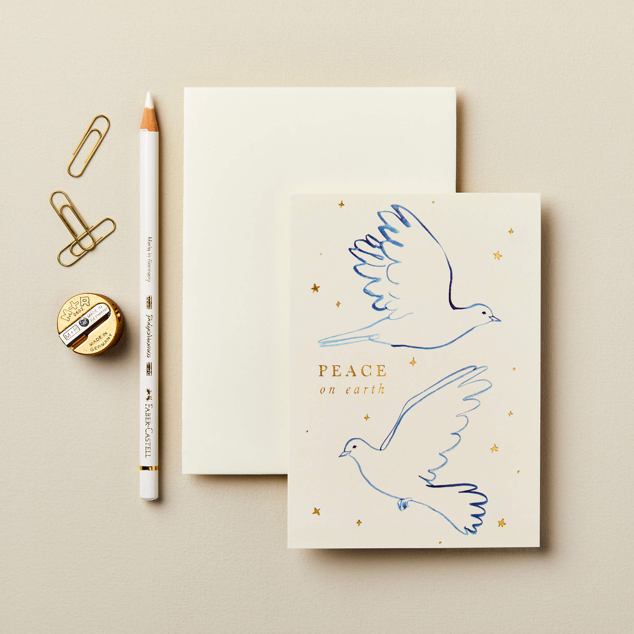 Doves &#39;Peace on Earth&#39; Card